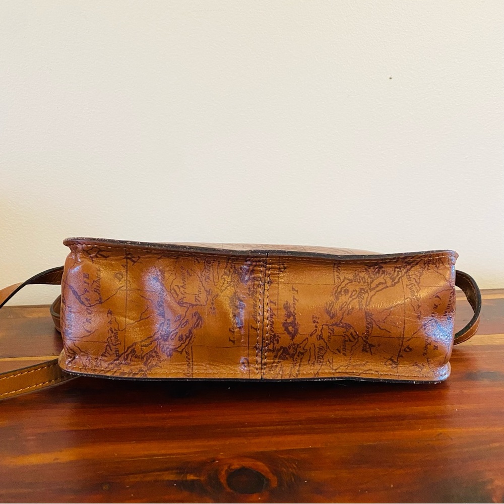 Patricia Nash Nazaire English Garden Heritage Leather  Crossbody - Picture 6 of 8
